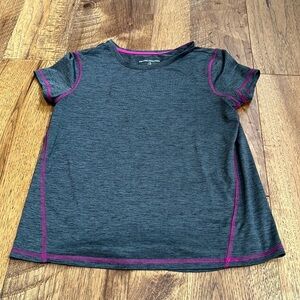 Amazon Essentials Girl’s Athletic Top Size L (10)